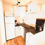 شقة De La Nartelle A Quelques Pas -t2- 20m2 - Piscine Partagee - Parking - Bbq - Calme & Detente Au Reve D'azur *
