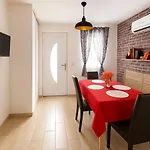 Apartment De La Nartelle A Quelques Pas -t2- 20m2 - Piscine Partagee - Parking - Bbq - Calme & Detente Au Reve D'azur *