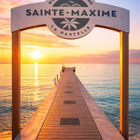 T2- 20m2 -plage De La Nartelle A 200m -piscine Au Sel - Parking - Bbq - Sejour Calme & Detente- Check-in De 15h A 20h Maximum- Propriete Le Reve D'azur Maxime Apartment *