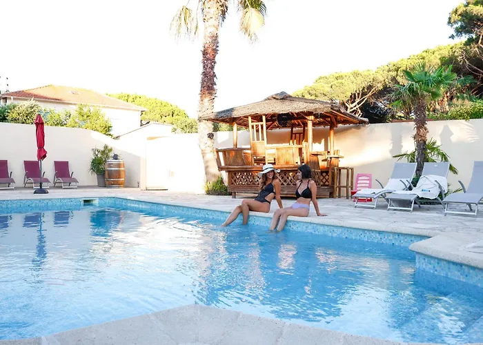 T2 - Reve D'azur 20m2 Bord De Mer- De La Nartelle- Maxime - Piscine Partagee - Parking - Bbq - Draps Inclus Sainte-Maxime